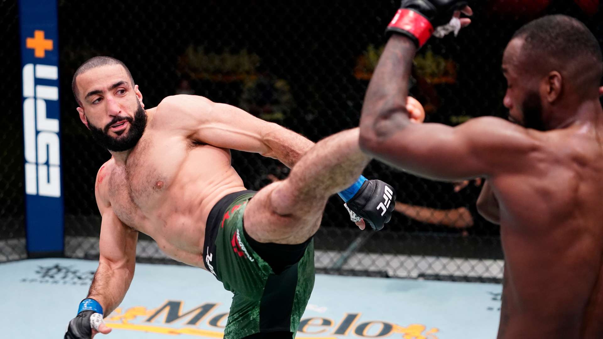 场的拿球和 场的拿球和